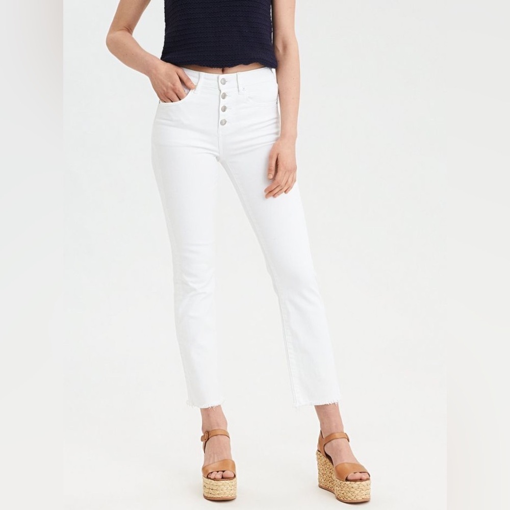 NEW American Eagle White crop Flare Jeans high rise size 2